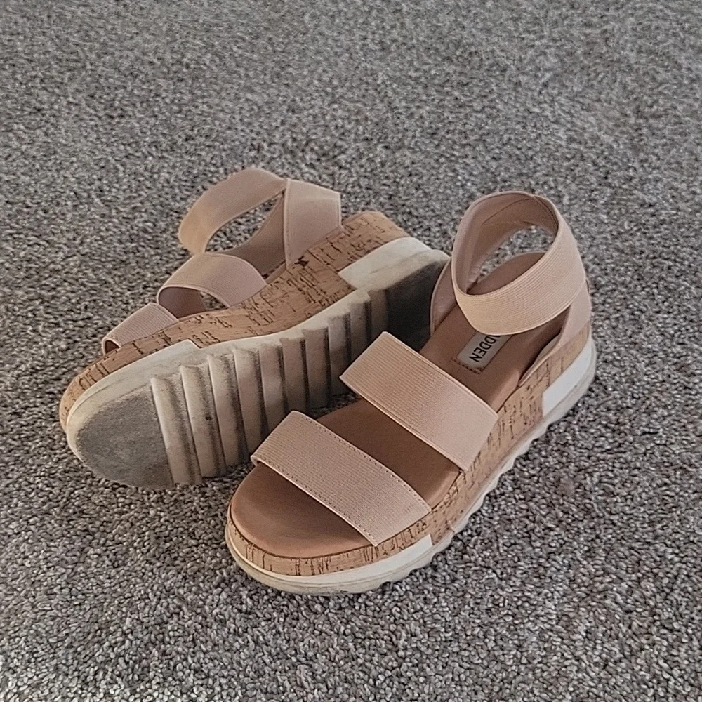 Steve Madden Pink Tan Platform Sandals